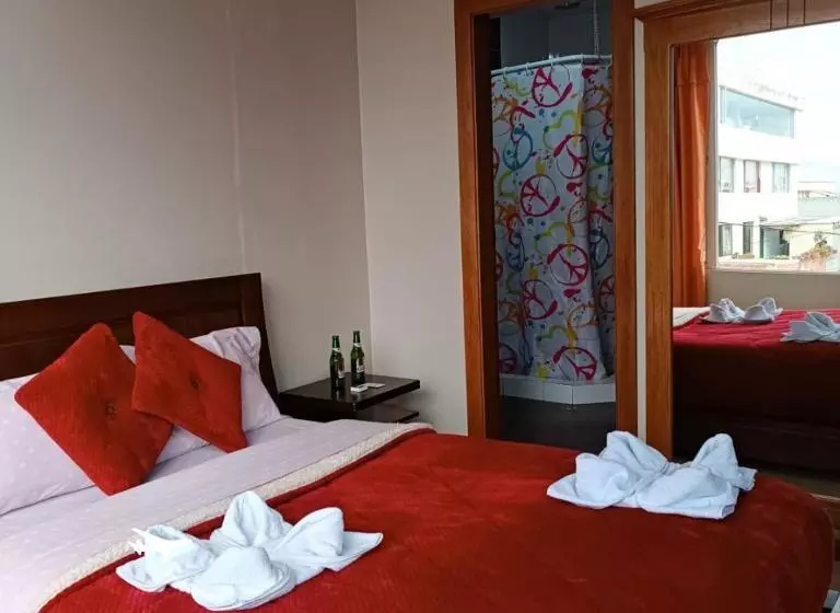 ペンション Nice Hostal El Quinche