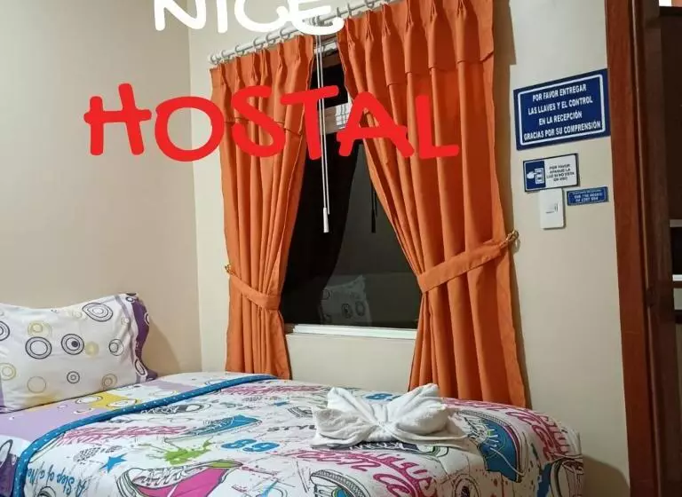 ペンション Nice Hostal El Quinche