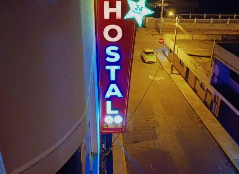 ペンション Nice Hostal El Quinche