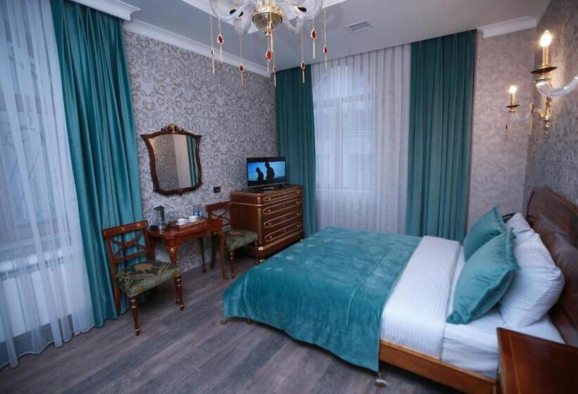 West Inn Hotel Baku