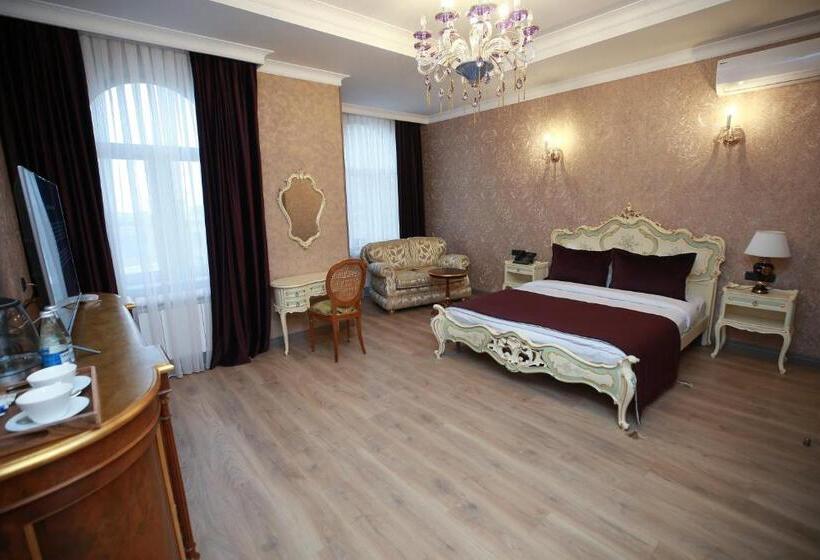 West Inn Hotel Baku