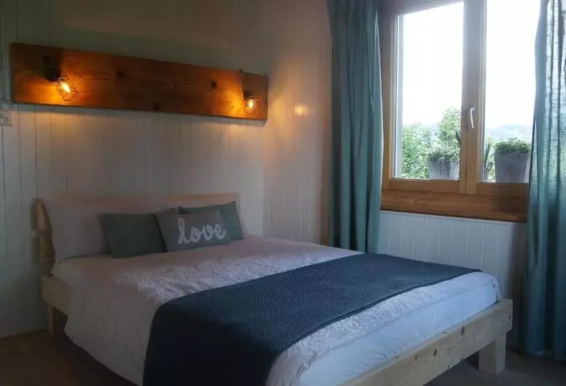 Aamiaismajoitus (B&B) Gästehaus Aemisegg