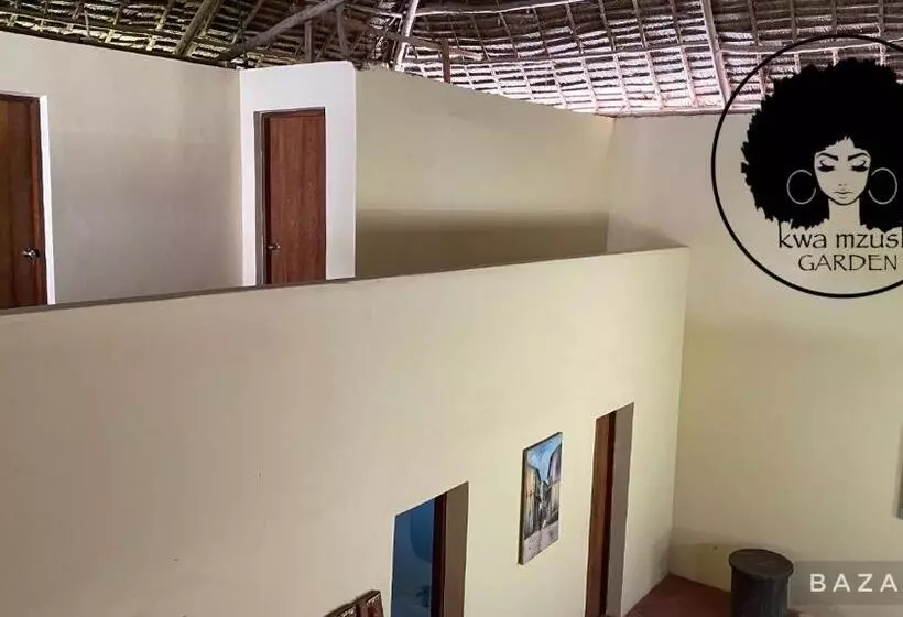 Aamiaismajoitus (B&B) Kwa Mzushi Garden