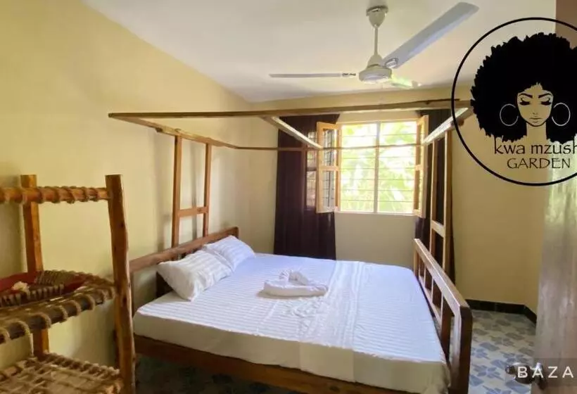 Aamiaismajoitus (B&B) Kwa Mzushi Garden