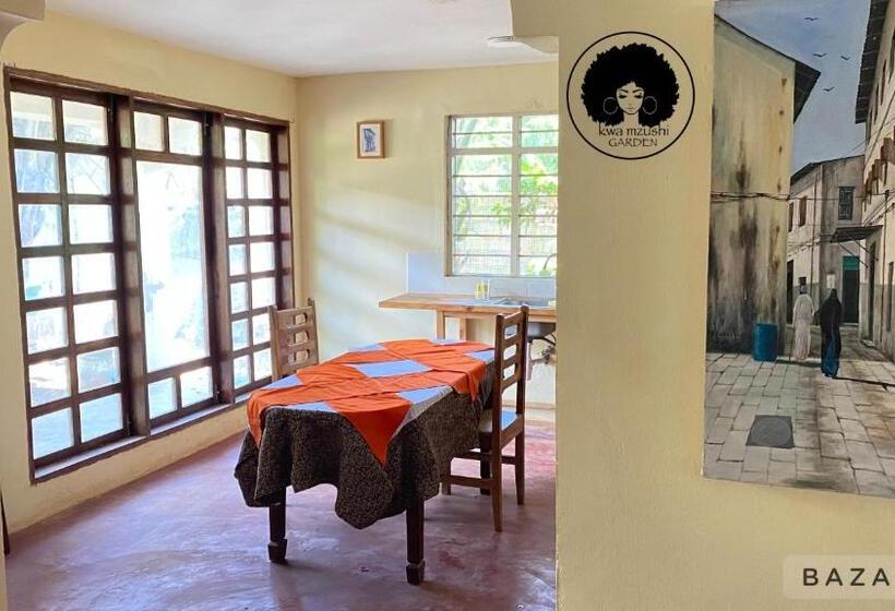 ベッドアンドブレックファースト Kwa Mzushi Garden