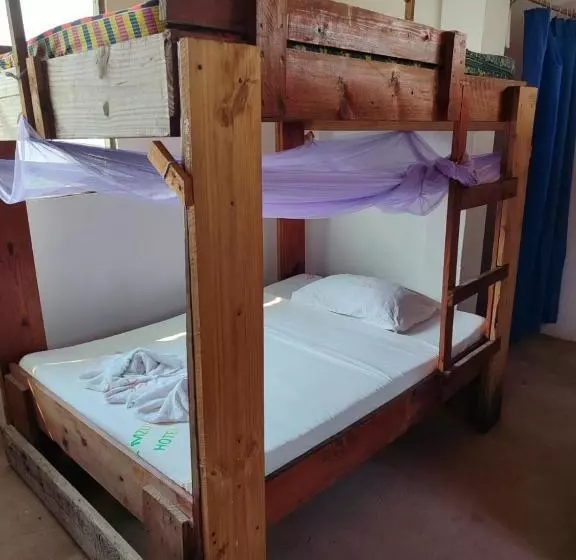 Aamiaismajoitus (B&B) Kwa Mzushi Garden