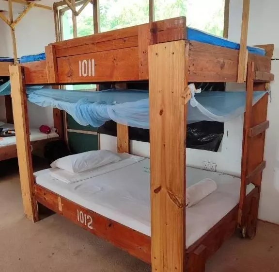 Aamiaismajoitus (B&B) Kwa Mzushi Garden