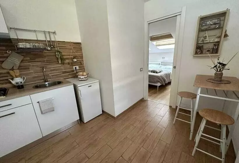 تختخواب و صبحانه La Mansarda Suite