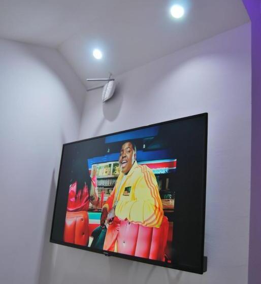 تختخواب و صبحانه La Mansarda Suite