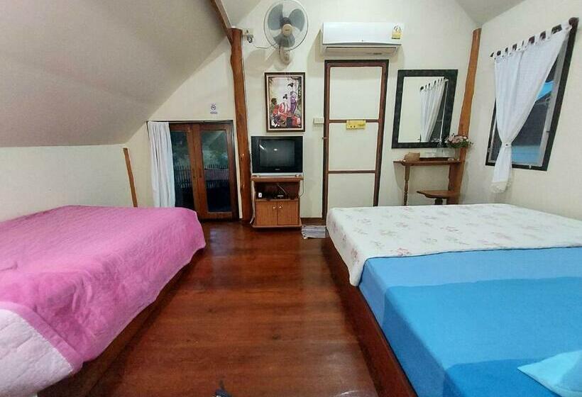 Hotel บ้านระเบียงปาย   Baan Rabiang Pai