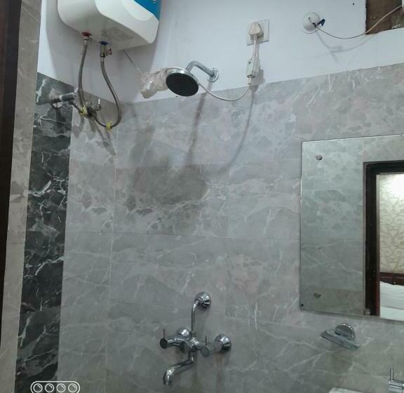 Hotel 7th Heaven Sonari