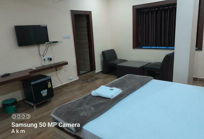 Hotel 7th Heaven Sonari