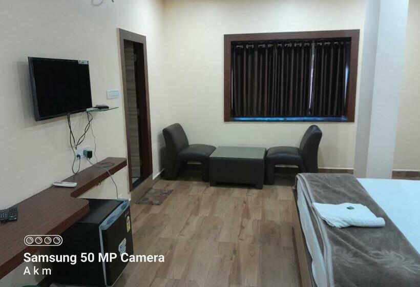 Hotel 7th Heaven Sonari