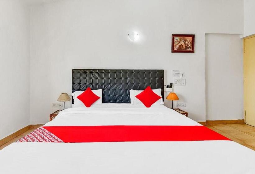 בית מלון כפרי Flagship Colva Beachside Resort