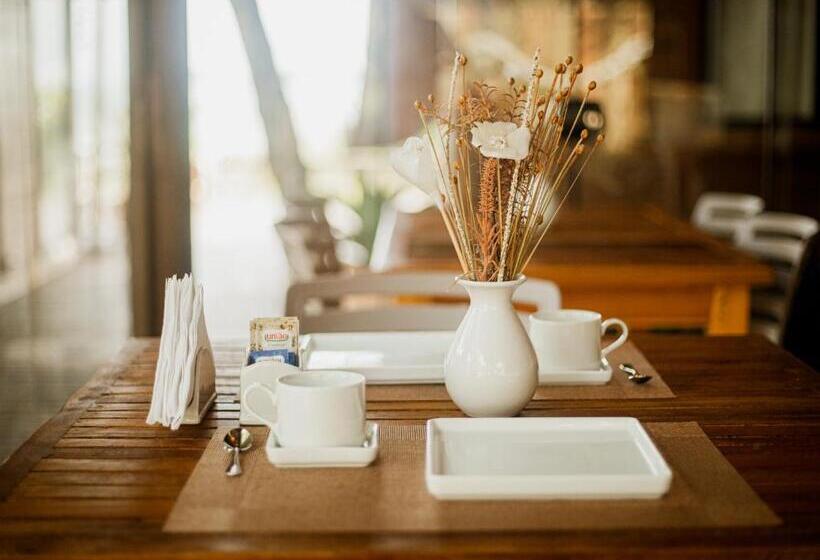 酒店 Ilha Do Mel Lodges