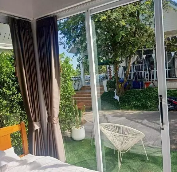 ホテル ภูฝ้ายวิลล่า Phufai Villa