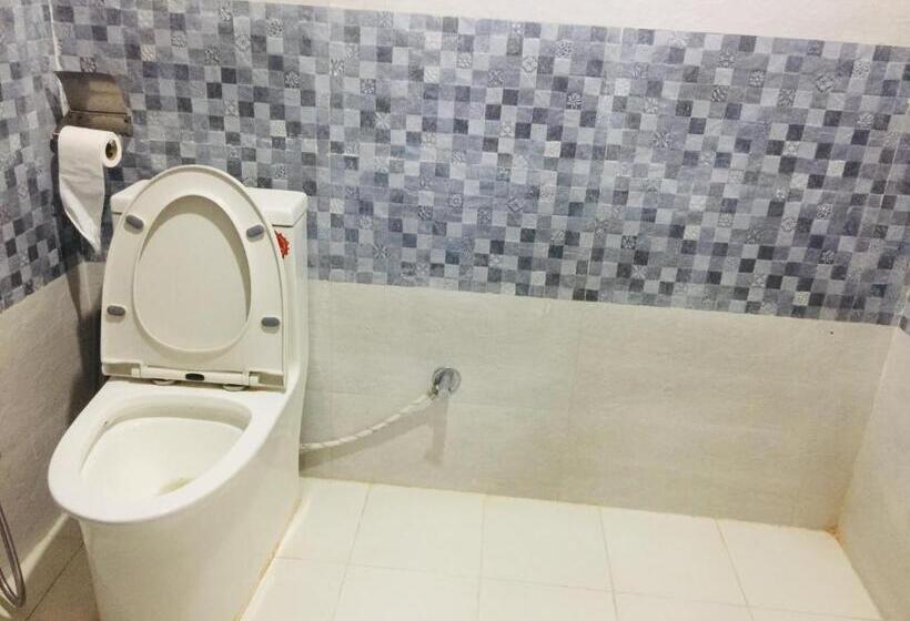 هتل Rajdhani Visit