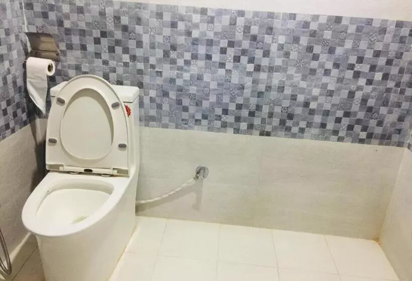 هتل Rajdhani Visit