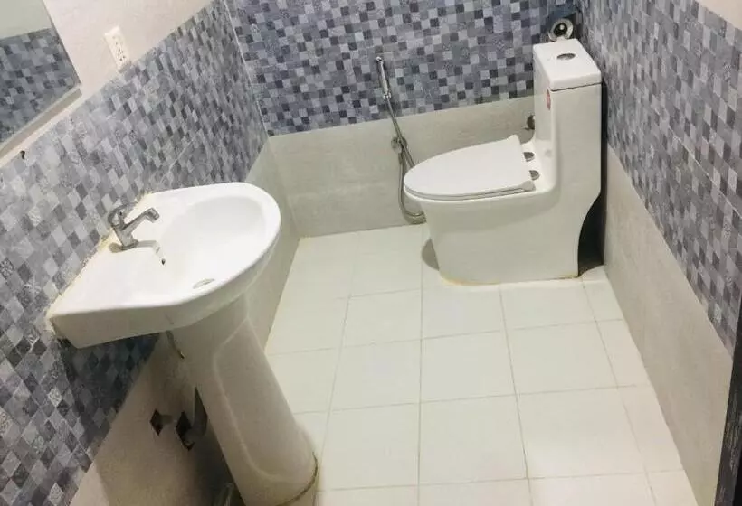 هتل Rajdhani Visit