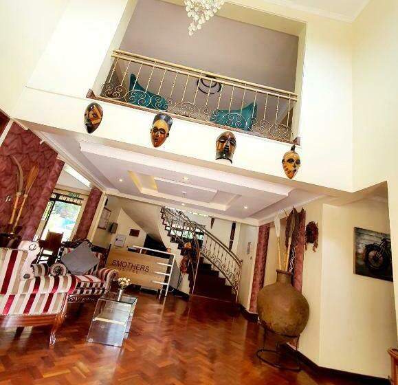 Hotel Smothers Suites And Restaurant