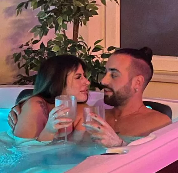 ホテル Spa Palawan Privé Avec Jacuzzi Et Sauna Liège