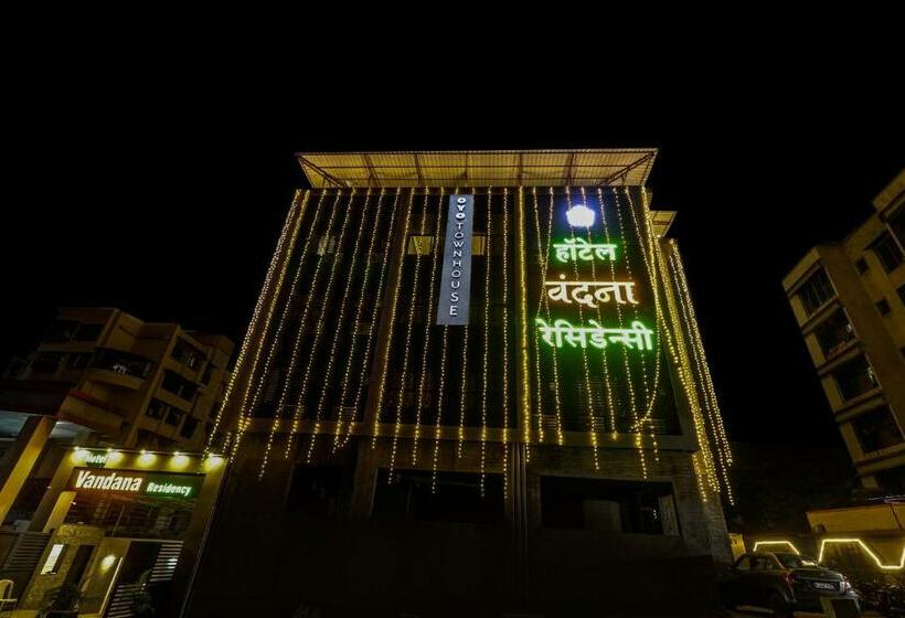 Отель Super Oyo Townhouse 1173 Vandana Residency