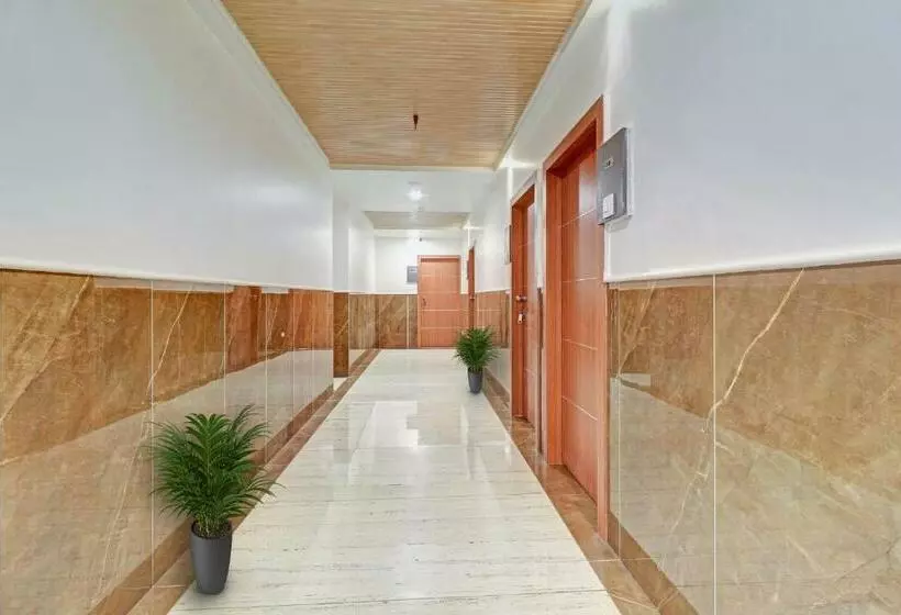 ホテル Super Oyo Townhouse 1173 Vandana Residency