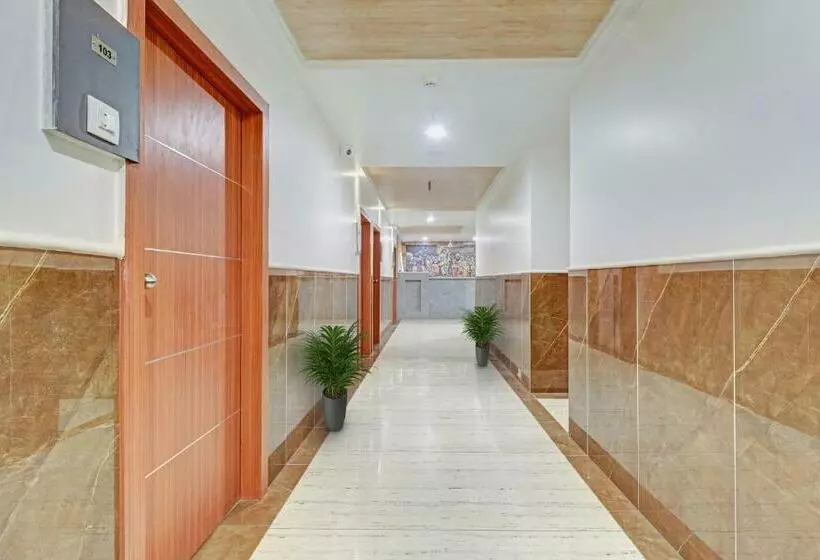 ホテル Super Oyo Townhouse 1173 Vandana Residency