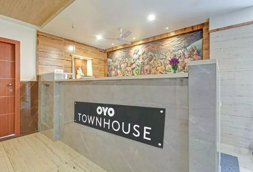 ホテル Super Oyo Townhouse 1173 Vandana Residency