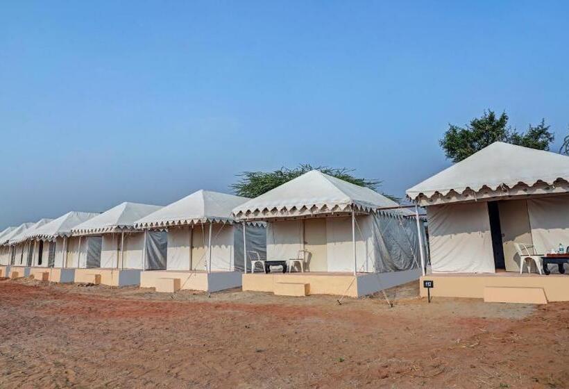 ホテル Treebo Hinduja Luxury Camp & Resort