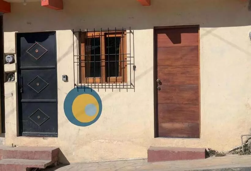 پانسیون Hostal 23