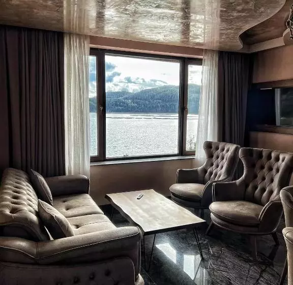 پانسیون Oasis Resort Rhodopes