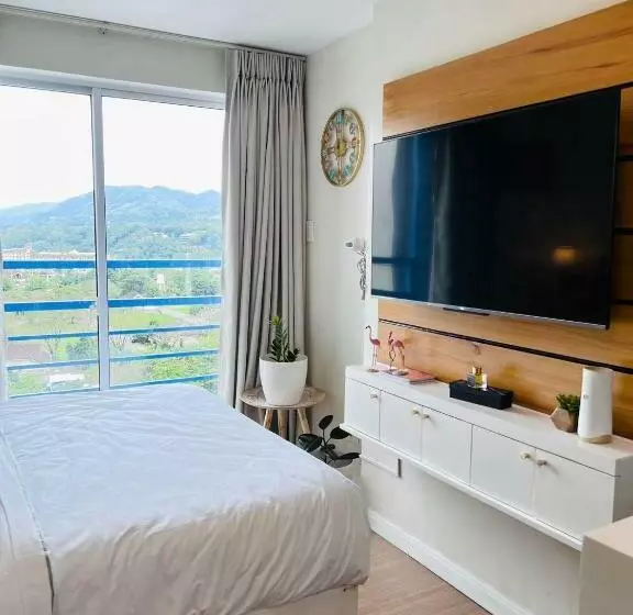 Studio With Mountain View, Near Limketkai Mall In Prime Cagayan De Oro