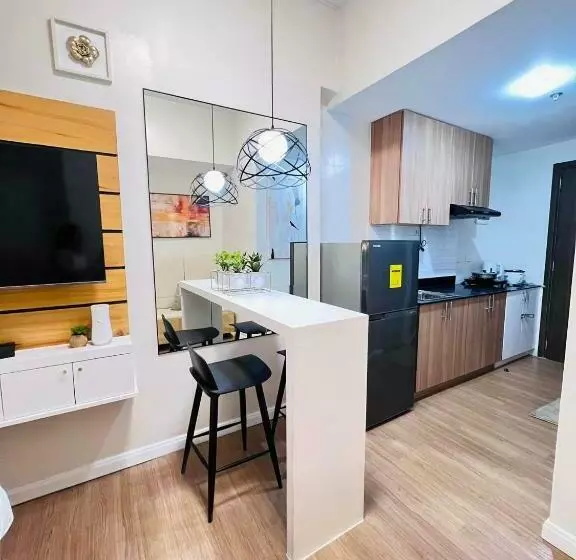 Studio With Mountain View, Near Limketkai Mall In Prime Cagayan De Oro