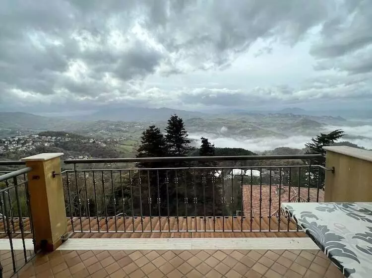 Rainbow Hotel Depandance Joli