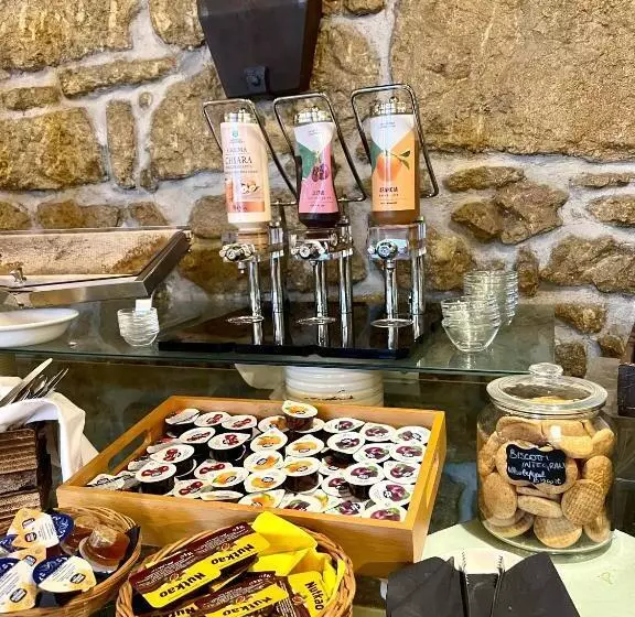 Rainbow Hotel Depandance Joli