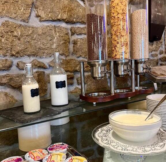 Rainbow Hotel Depandance Joli