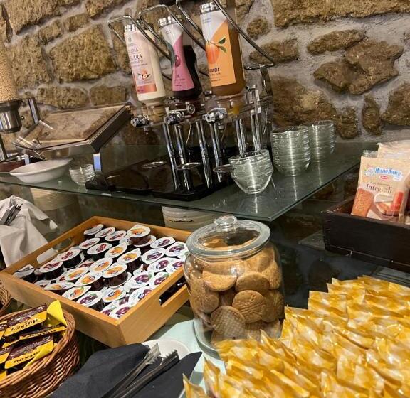 Rainbow Hotel Depandance Joli