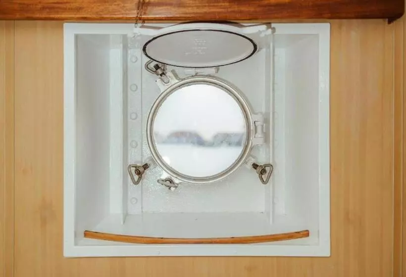 Retkeilymaja Arcona   übernachten Auf Dem Wasser   Direkt Am Bontekai