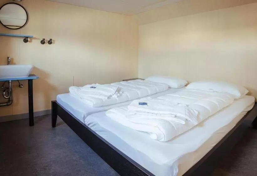 Retkeilymaja Arcona   übernachten Auf Dem Wasser   Direkt Am Bontekai