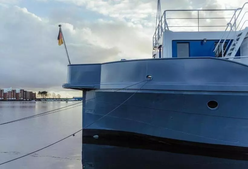 Retkeilymaja Arcona   übernachten Auf Dem Wasser   Direkt Am Bontekai