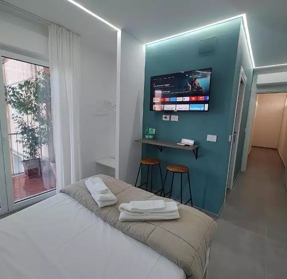 تختخواب و صبحانه The Essential