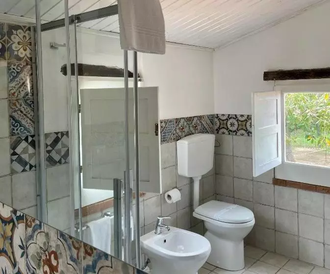 Aamiaismajoitus (B&B) Villa Maria Elena