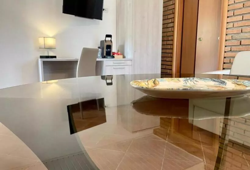 Aamiaismajoitus (B&B) Villa Maria Elena