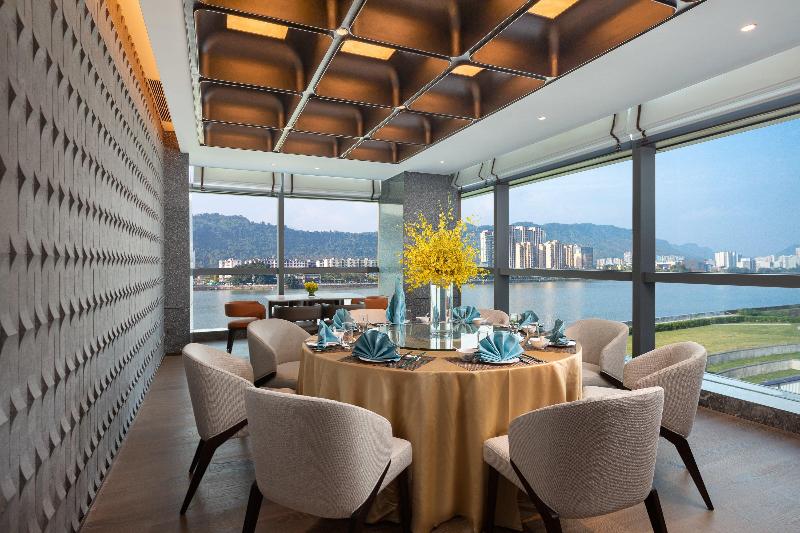 ホテル Crowne Plaza Ya An