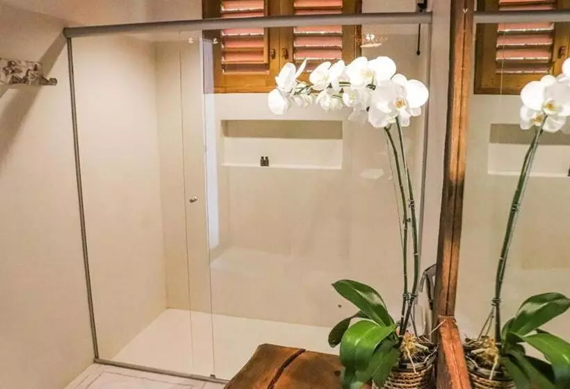 Hotelli Suites Taipe