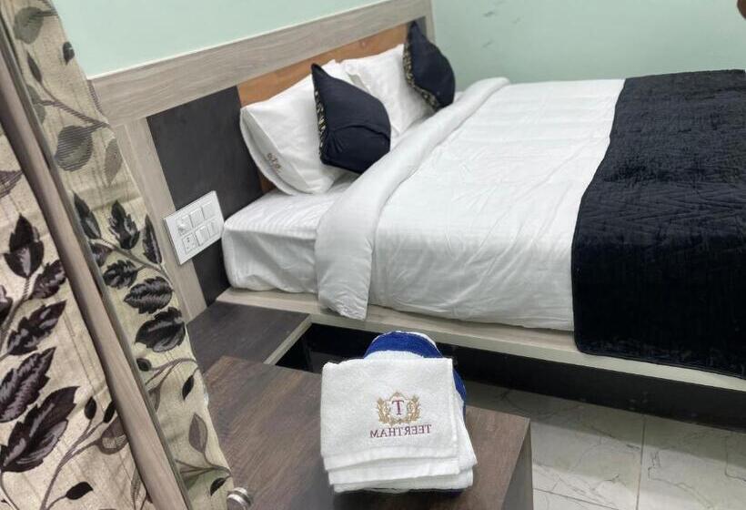 Hotel Teertham
