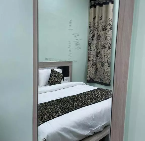ホテル Teertham