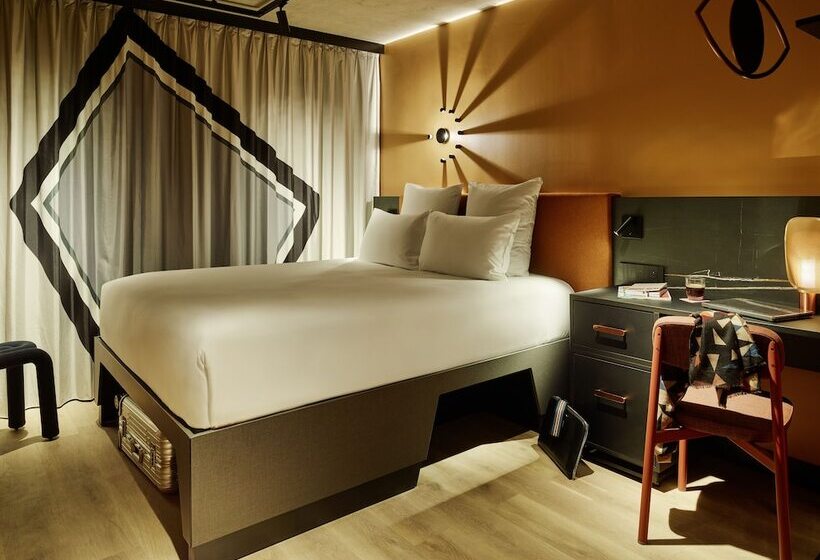 هتل Tribe Paris Saint Ouen