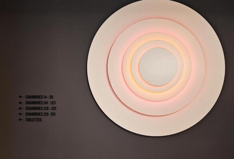 هتل Tribe Paris Saint Ouen